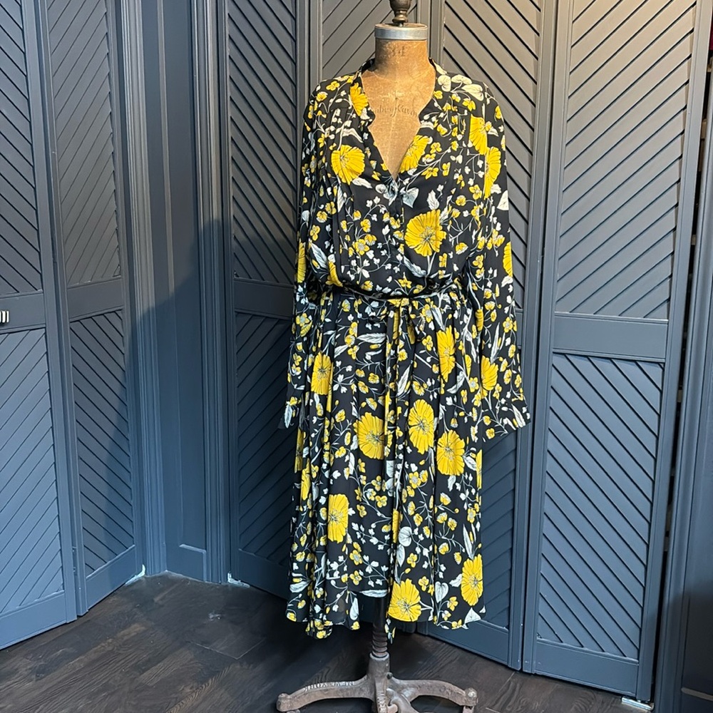 BNWOT Nanette Lepore midi dress
